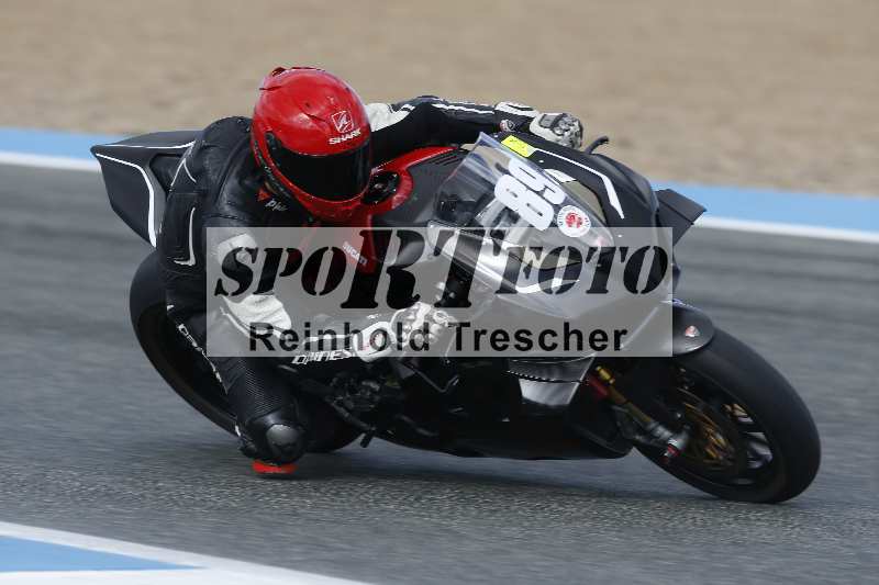 /Archiv-2025/01 24.-27.01.2025 Moto Center Thun Jerez/rot-red/89